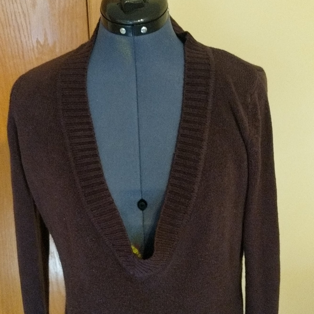 H&M sweater - Picture 2 of 2